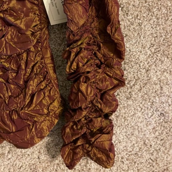 Unique Crinkled/crushed fabric Jacket - Picture 2 of 8